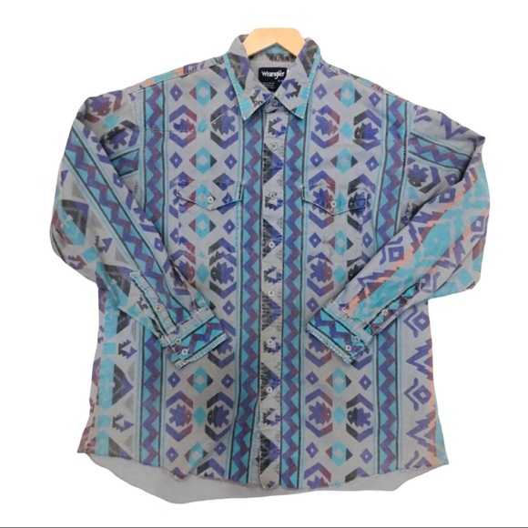 Wrangler Other - Unique vintage Wrangler men’s button down shirt